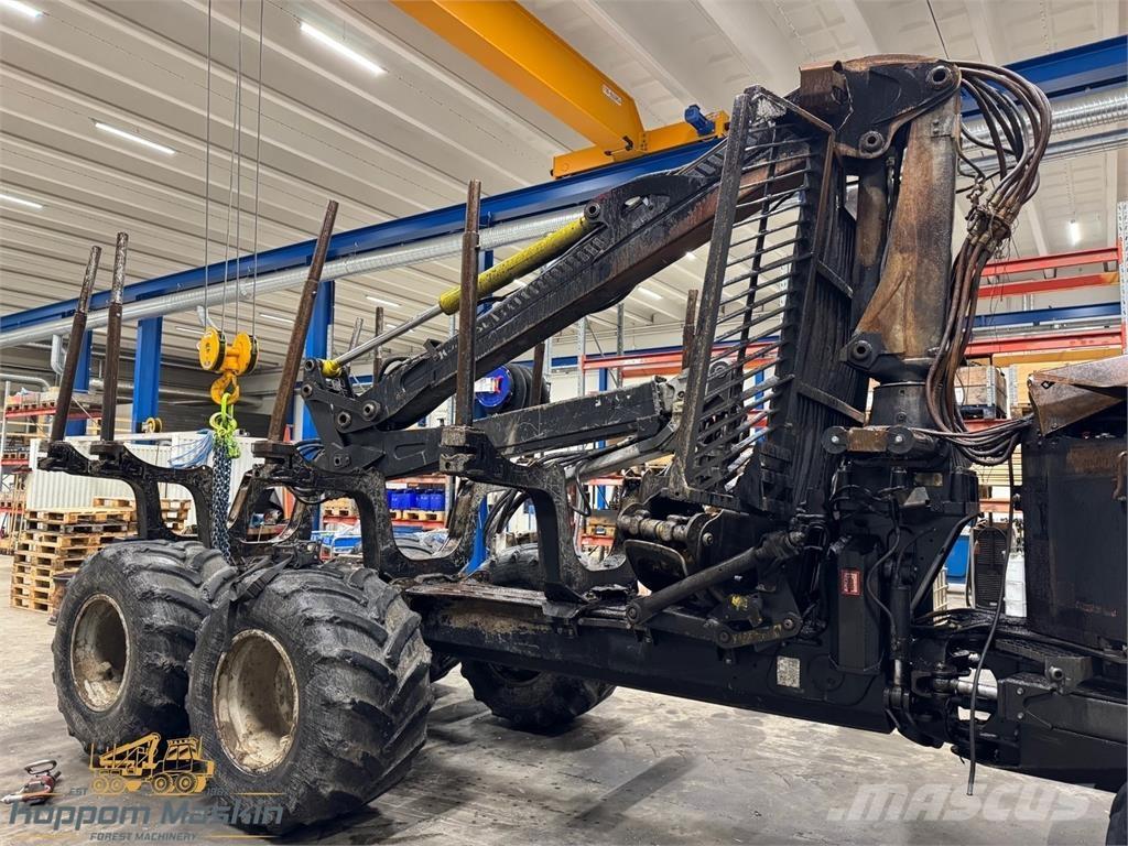 Komatsu 845 Форвардери