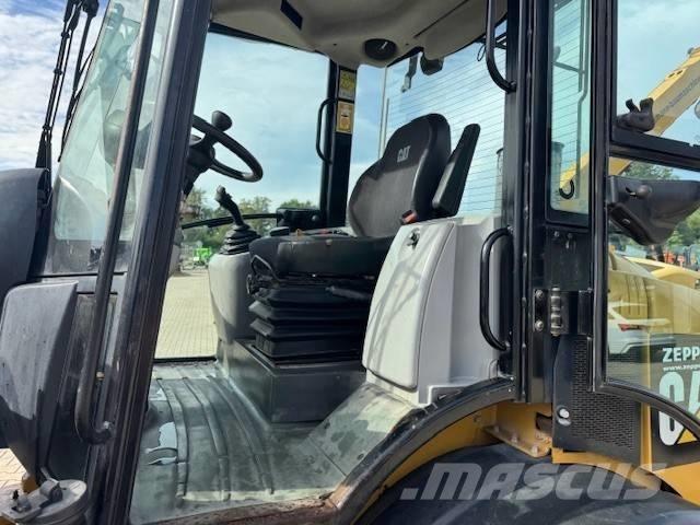 CAT 908 H Фронтальні навантажувачі