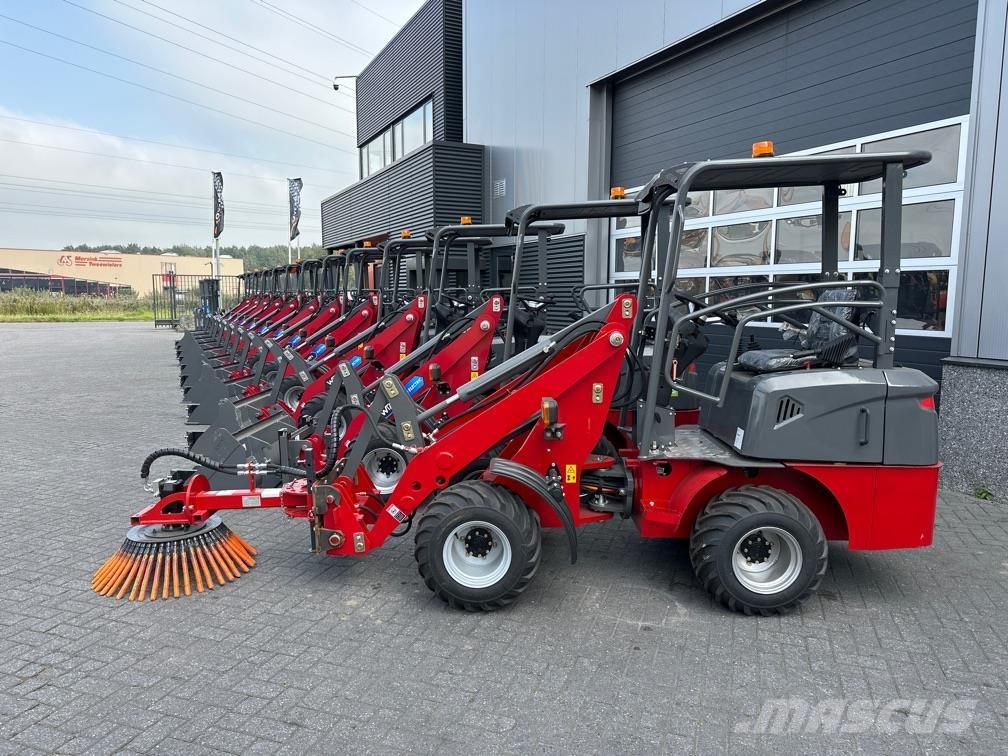  E700 ELECTRIC Фронтальні навантажувачі