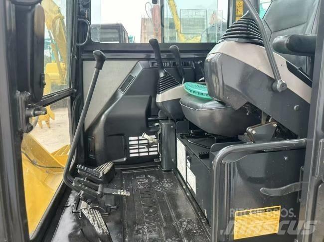 Komatsu PC 56 Міні-екскаватори < 7т