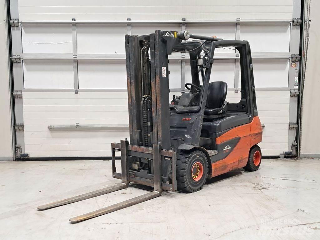 Linde E30-01 Електронавантажувачі
