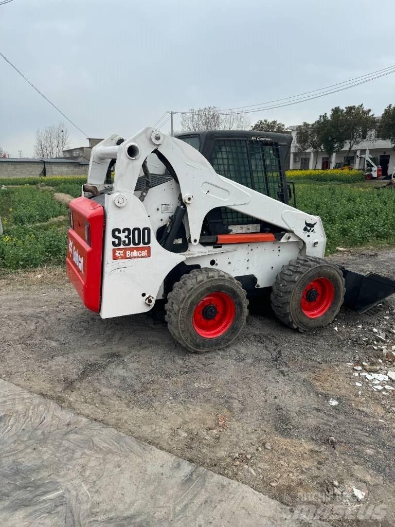 Bobcat S 330 Міні-навантажувачі