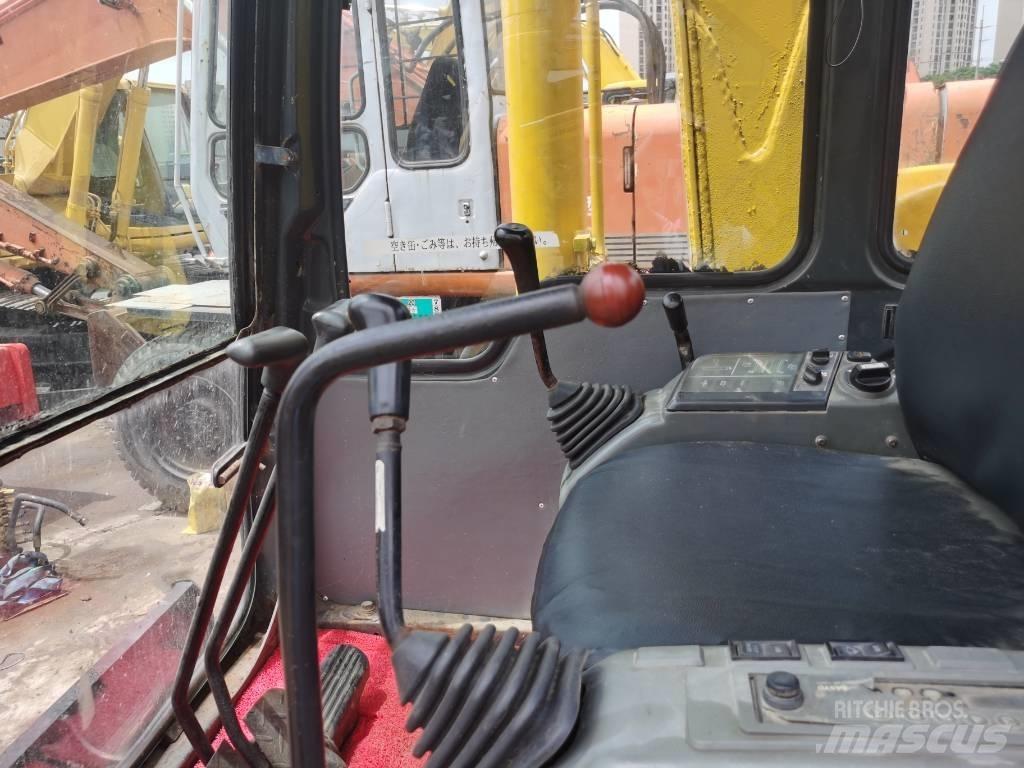 Komatsu PC60-7 Гусеничні екскаватори