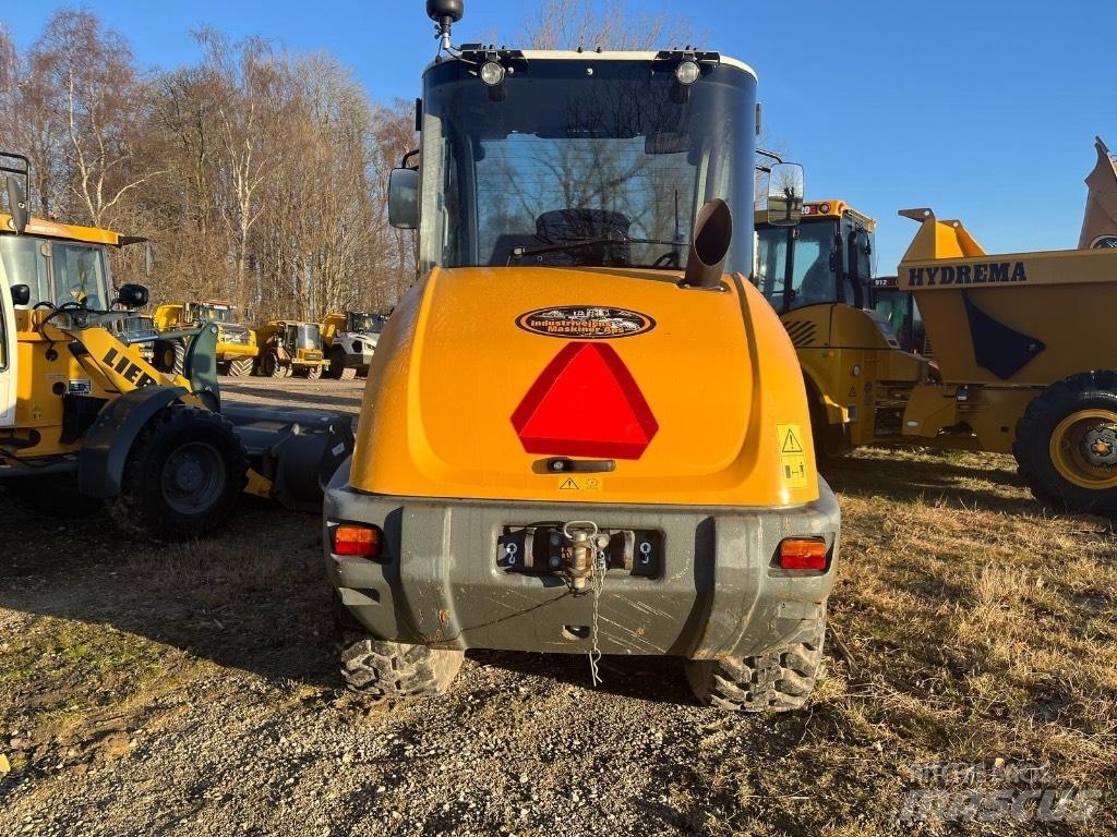 Liebherr L 506 Фронтальні навантажувачі