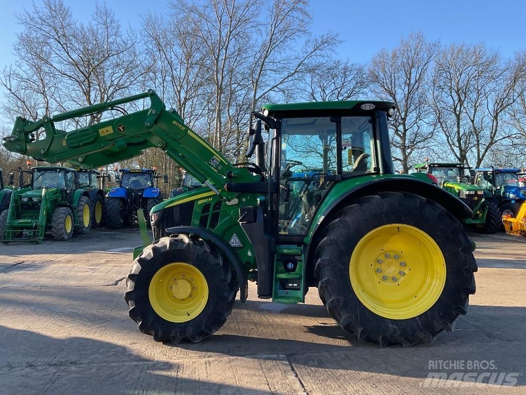 John Deere 6120 M Трактори
