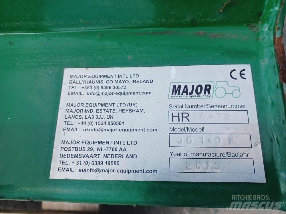 Major JD 140F Косилки