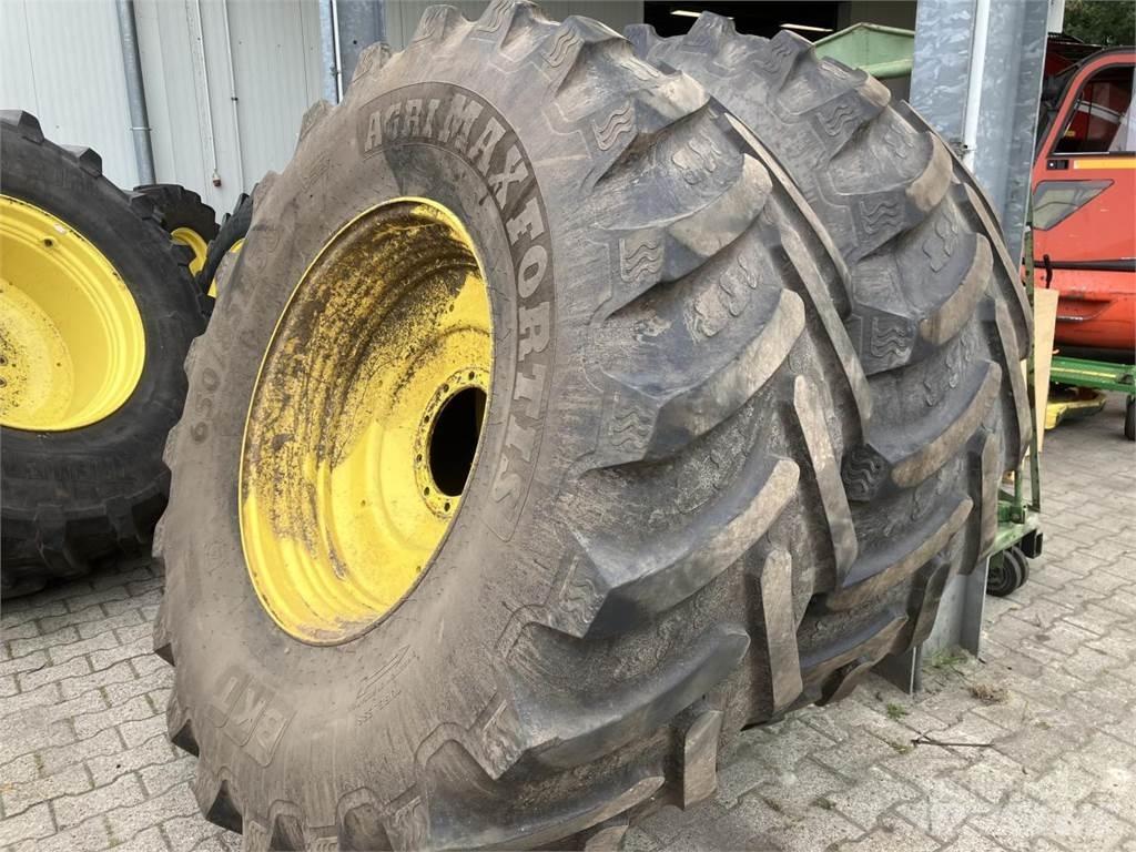 BKT 650/85R38 Колеса