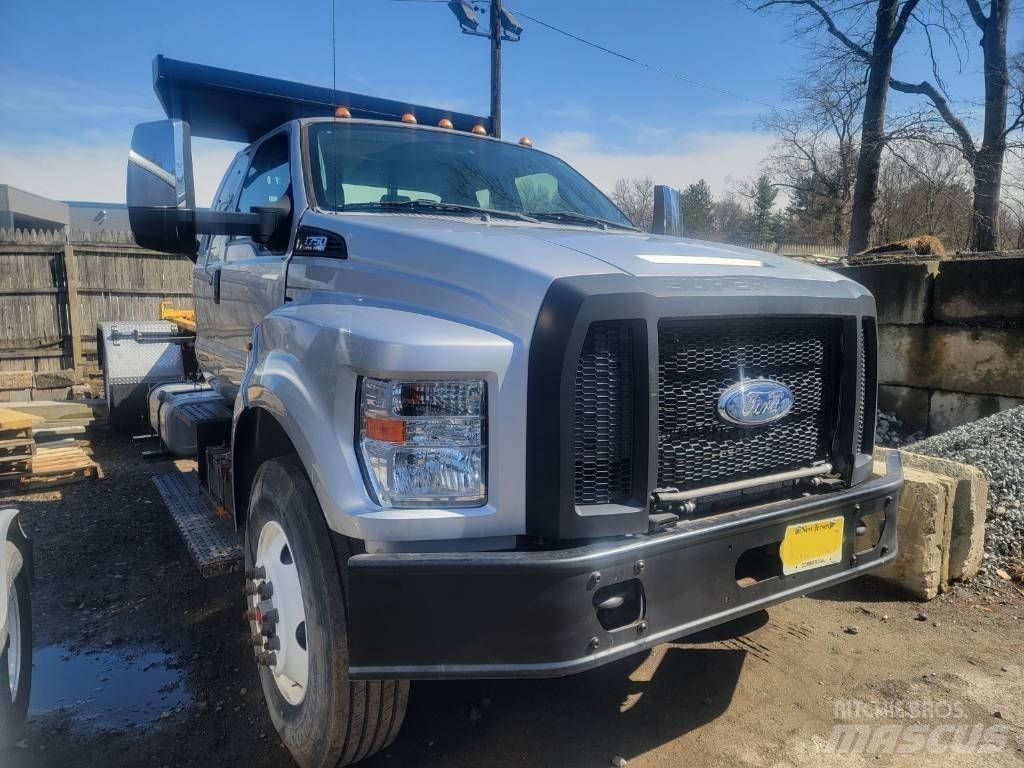 Ford F750 Вантажівки з гаковим підйомом