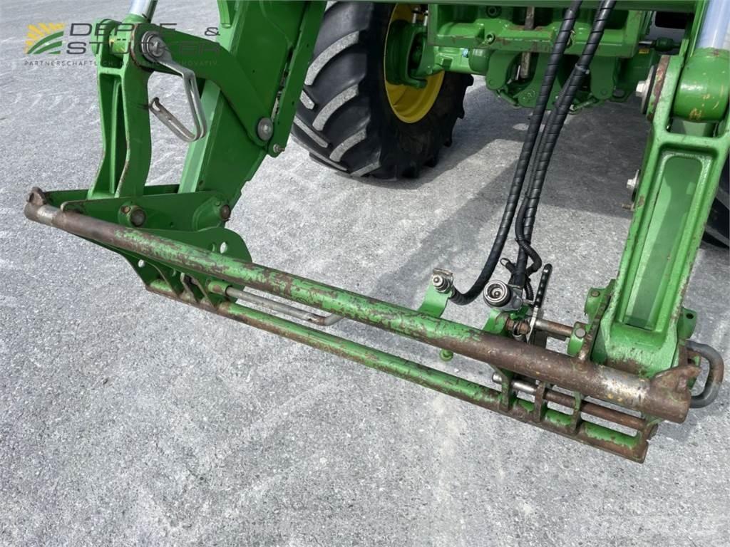 John Deere 6110R Трактори