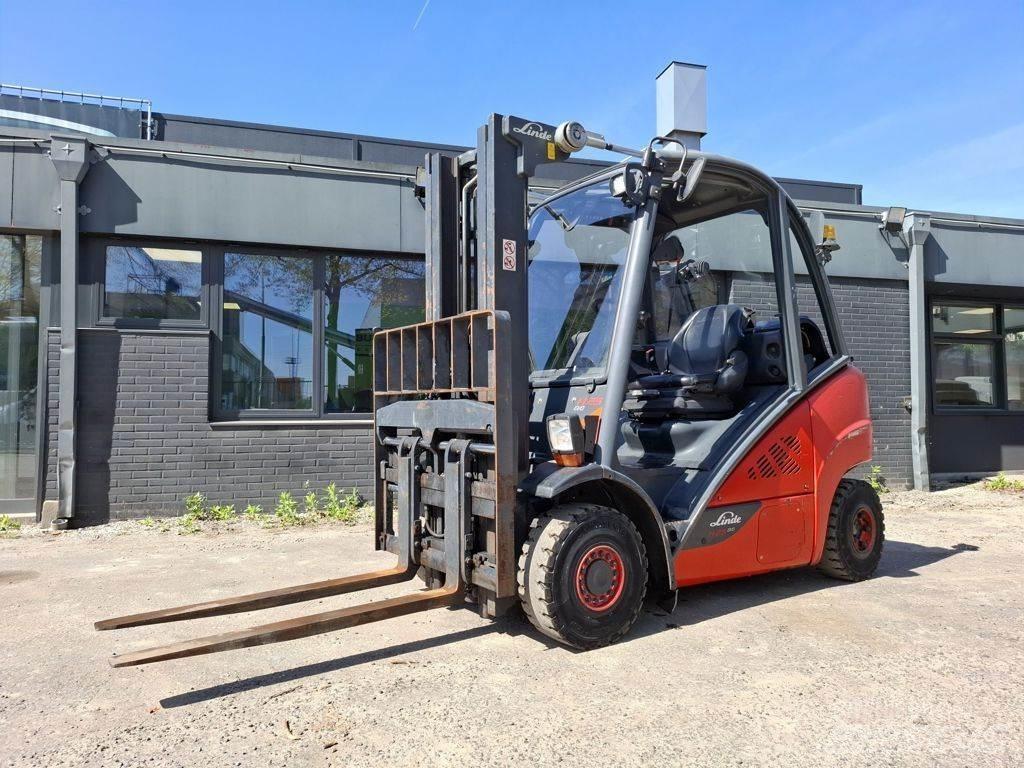 Linde H25T Газові навантажувачі