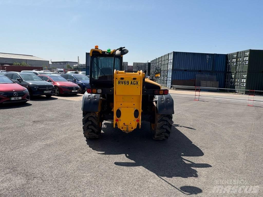 JCB 535-95 Телескопічні навантажувачі