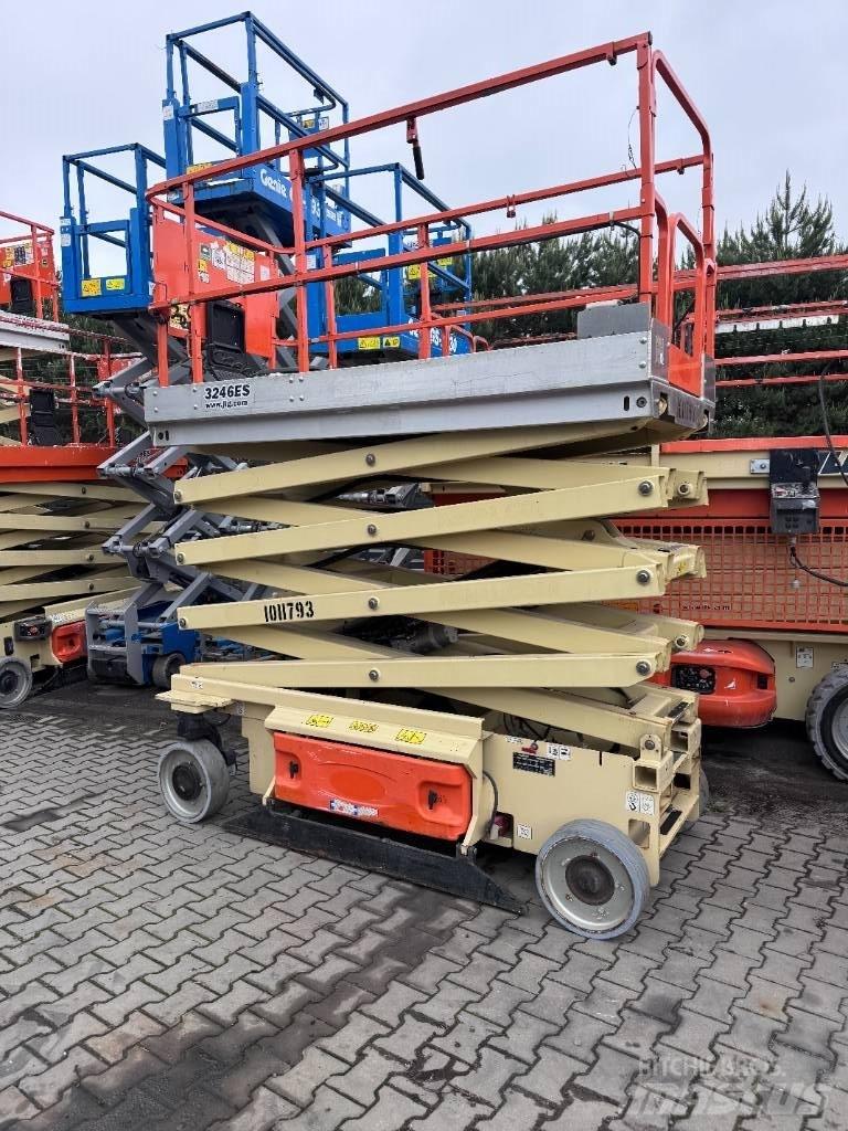 JLG 3246 ES Підйомники-ножиці