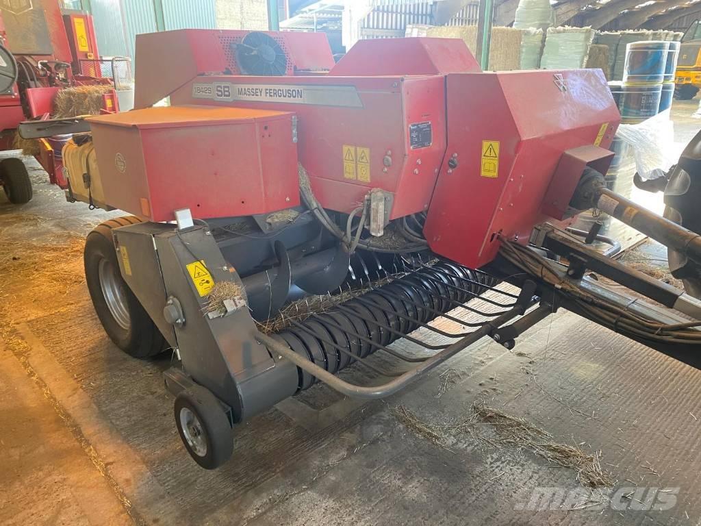 Massey Ferguson 1842 Тюкові прес-підбирачі