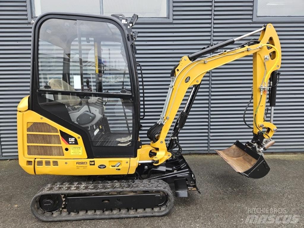 CAT 301.7 D Міні-екскаватори < 7т