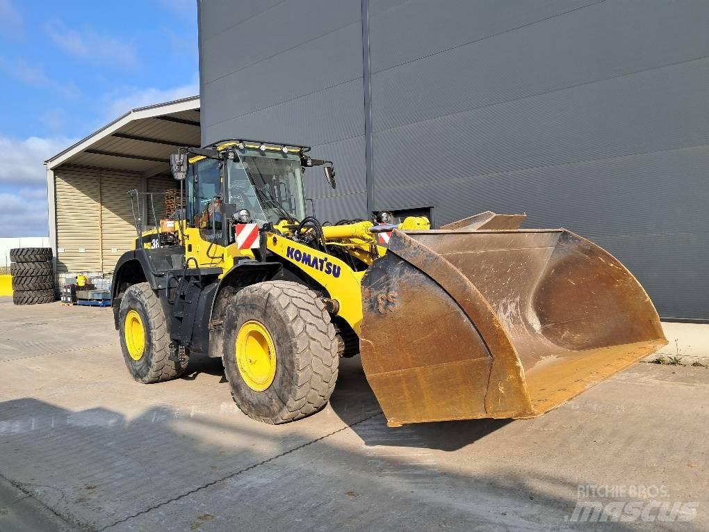 Komatsu WA380-8E0 Фронтальні навантажувачі