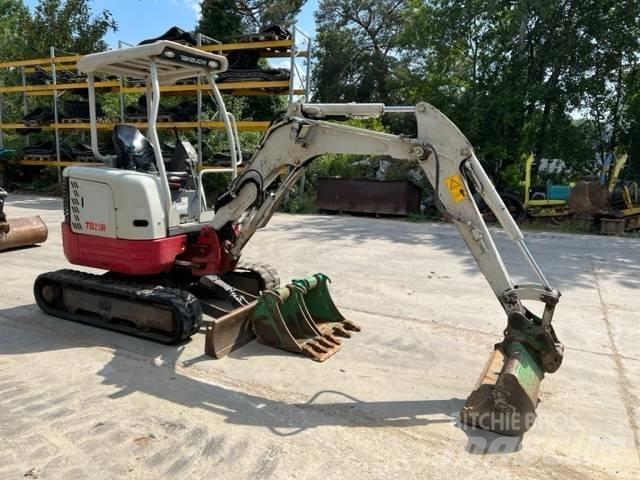 Takeuchi TB23R Міні-екскаватори < 7т
