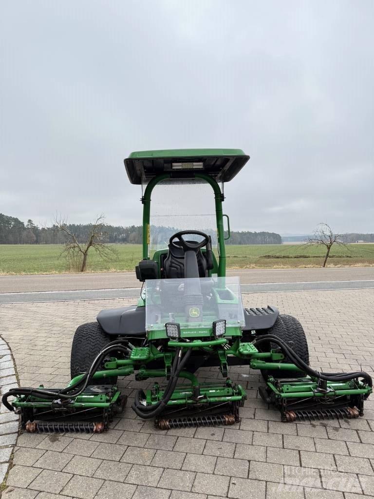 John Deere 8700 A Косарки фарватера