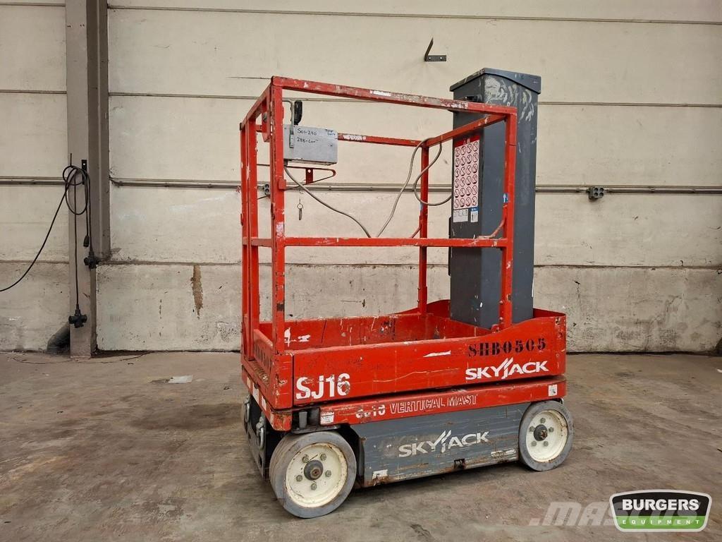 SkyJack SJ16 Інші підйомники і платформи