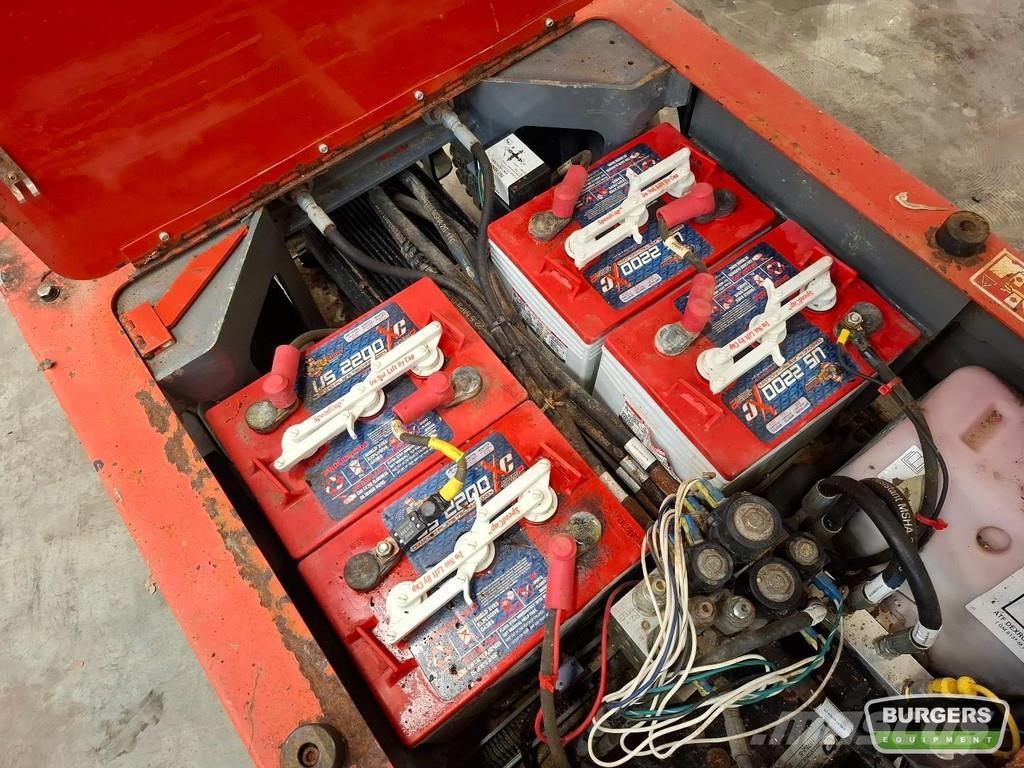 SkyJack SJ16 Інші підйомники і платформи