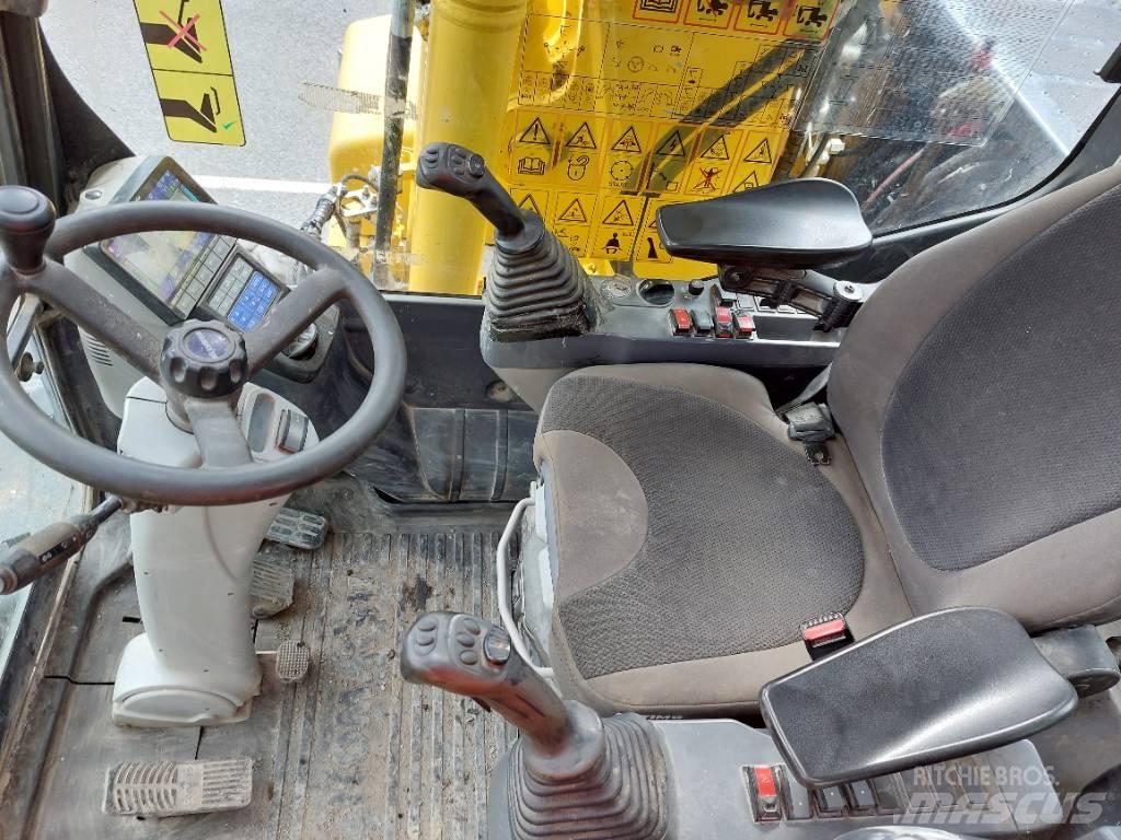 Komatsu PW148-11 Колісні екскаватори