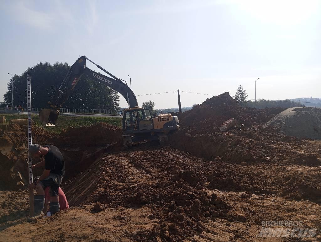 Volvo EC 240 C LD Гусеничні екскаватори