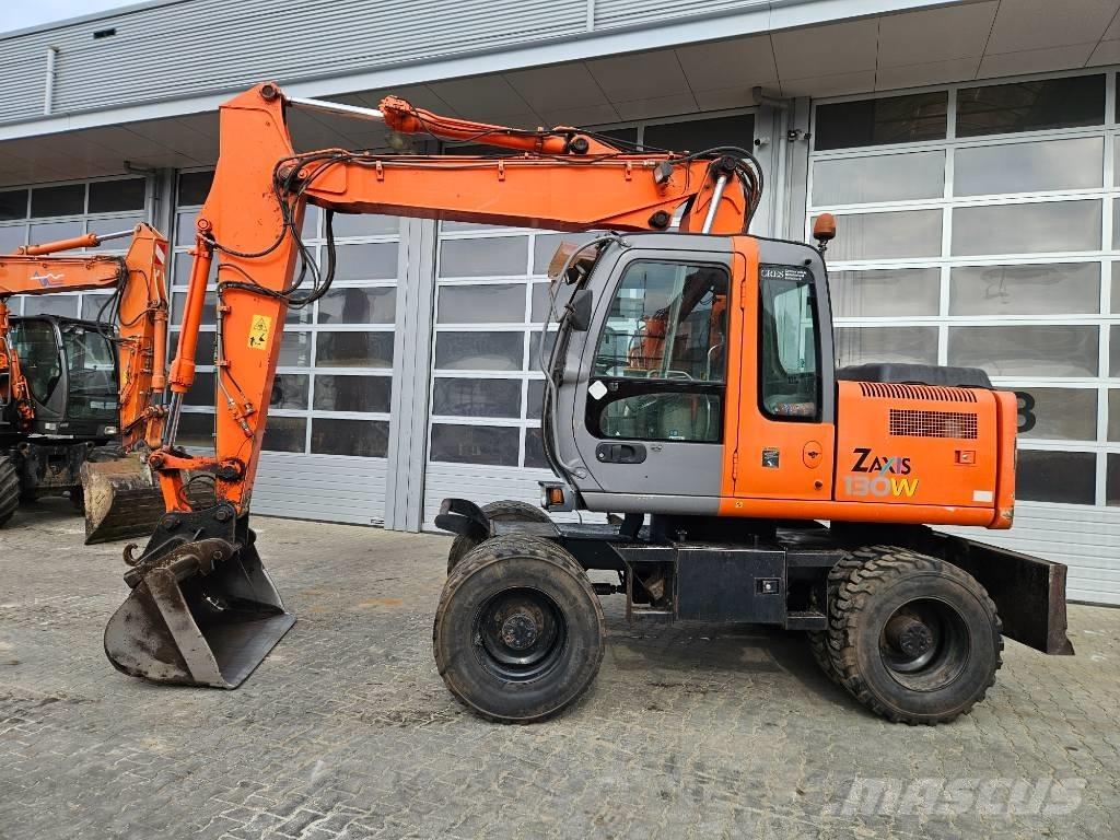 Hitachi ZX130W Колісні екскаватори