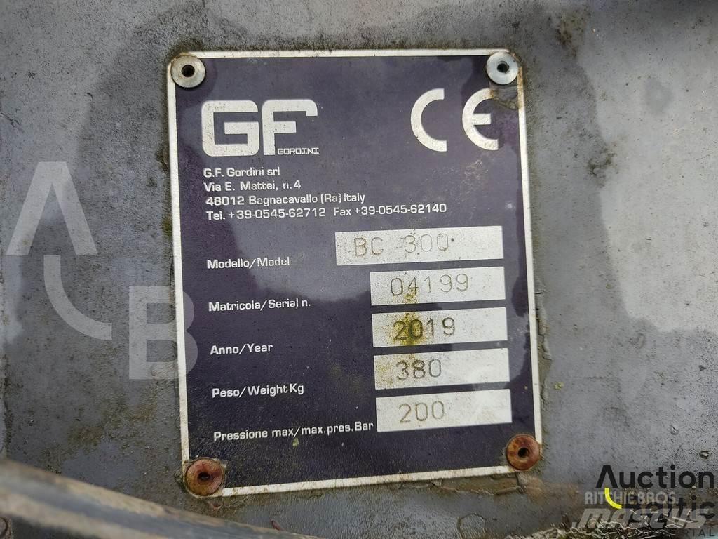 GF Gordini BC 300 Ковші