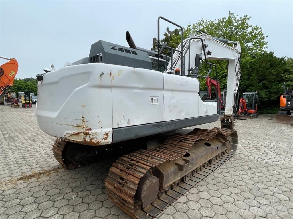 Doosan DX225LC-5 Гусеничні екскаватори