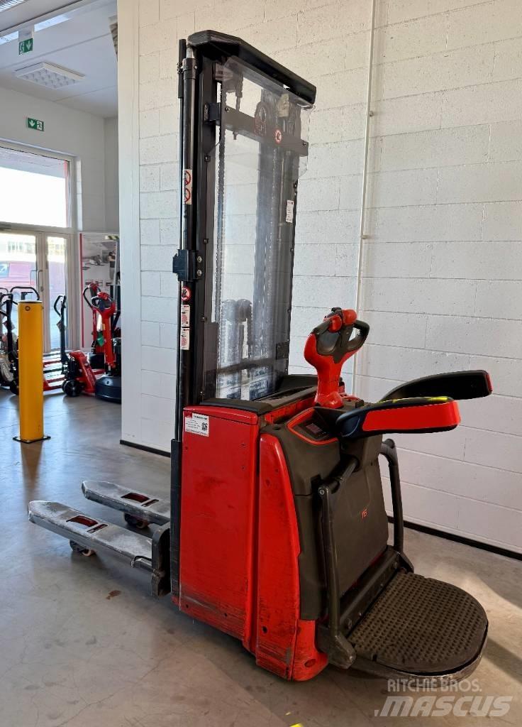 Linde L16APi/1173 Самохідні електроштабелери