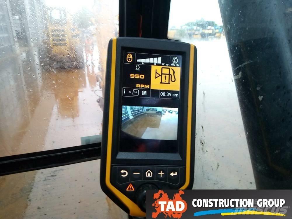 JCB JS 220 LC Гусеничні екскаватори