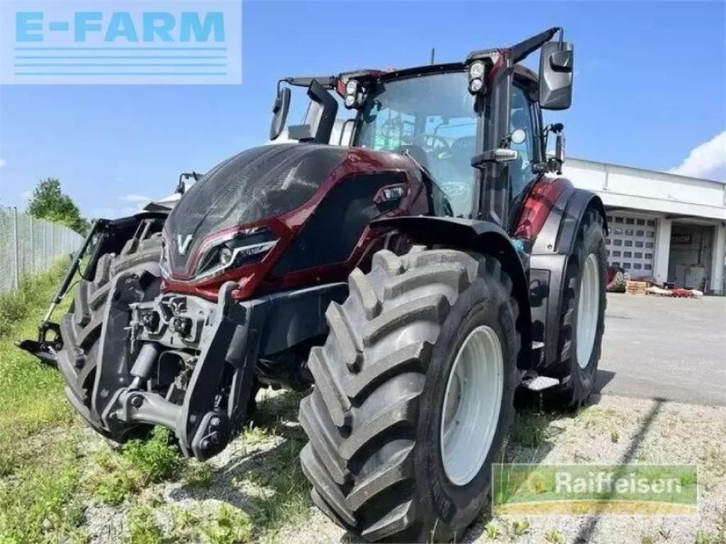 Valtra q305 Трактори