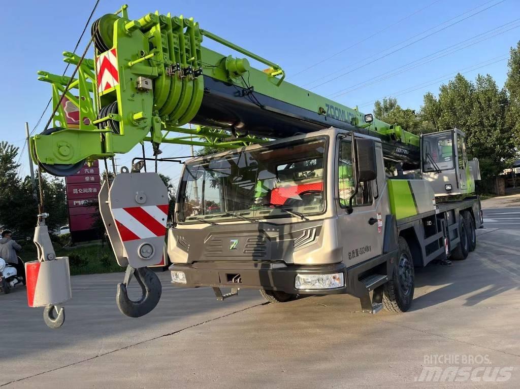 Zoomlion QY25V автокрани