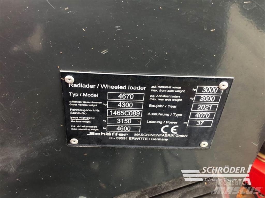 Schäffer 4670 Малі навантажувачі