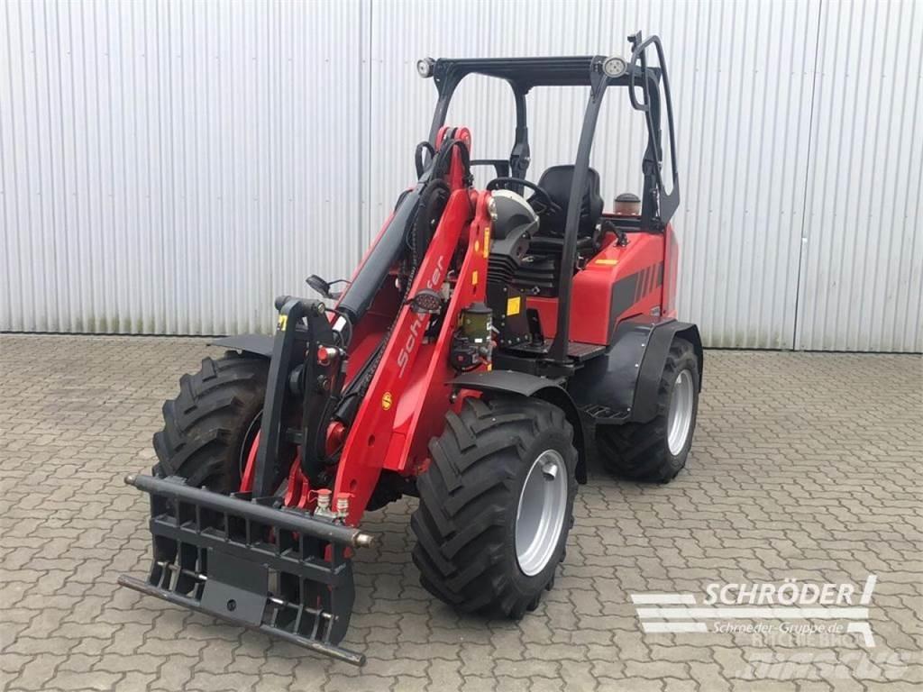 Schäffer 4670 Малі навантажувачі