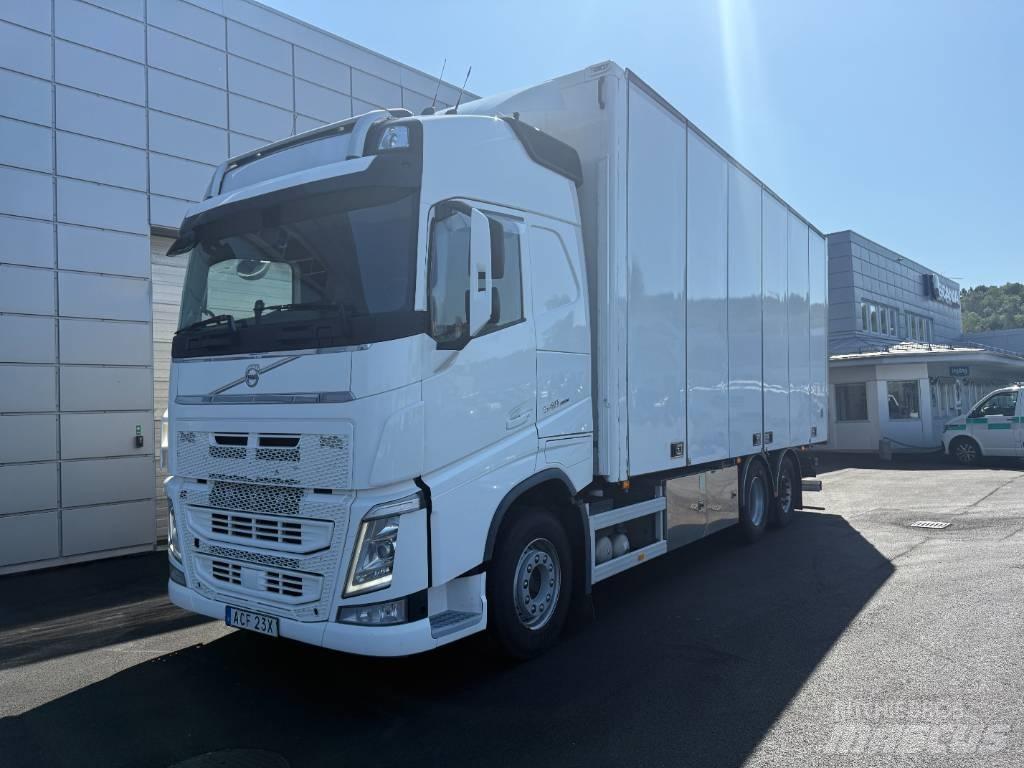 Volvo FH 540 6x2 Фургони