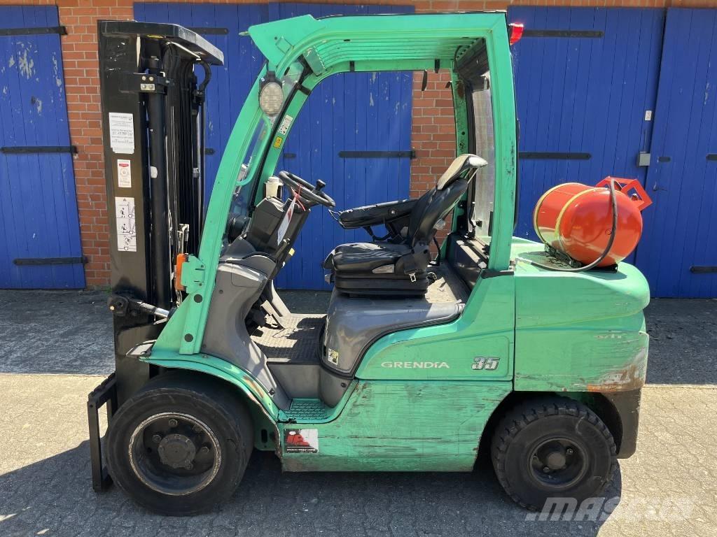 Mitsubishi FG 35 N Газові навантажувачі