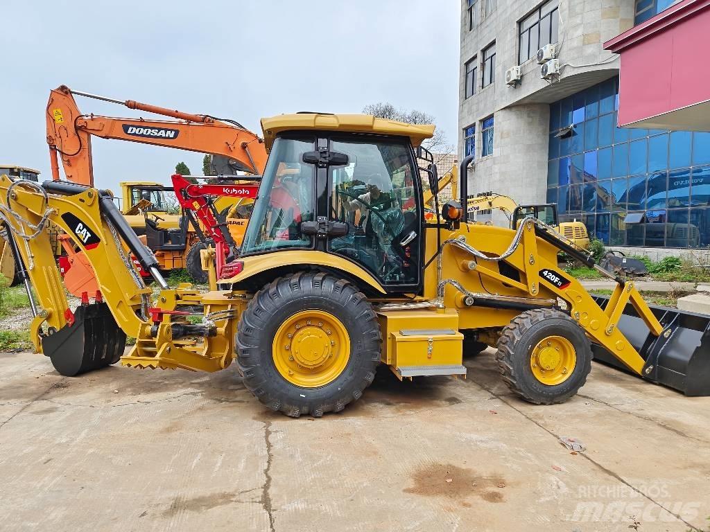 CAT 420 F Екскаватори-навантажувачі