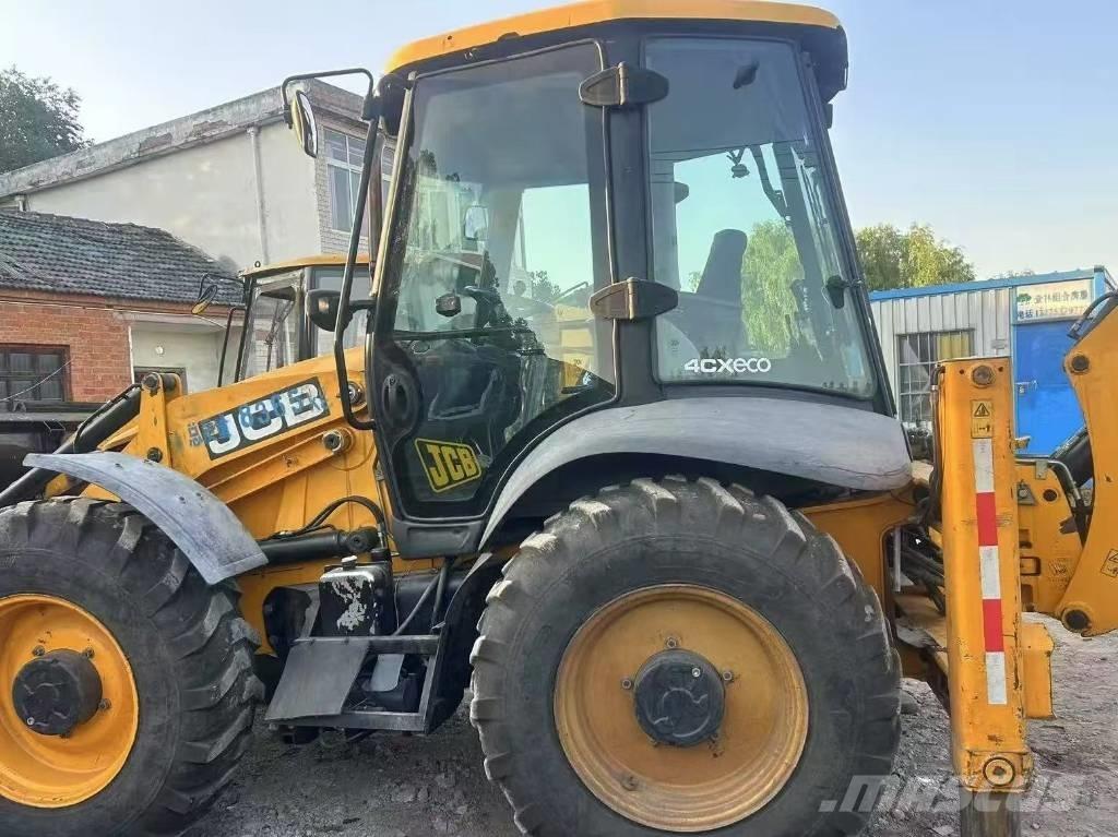 JCB 4CX Екскаватори-навантажувачі