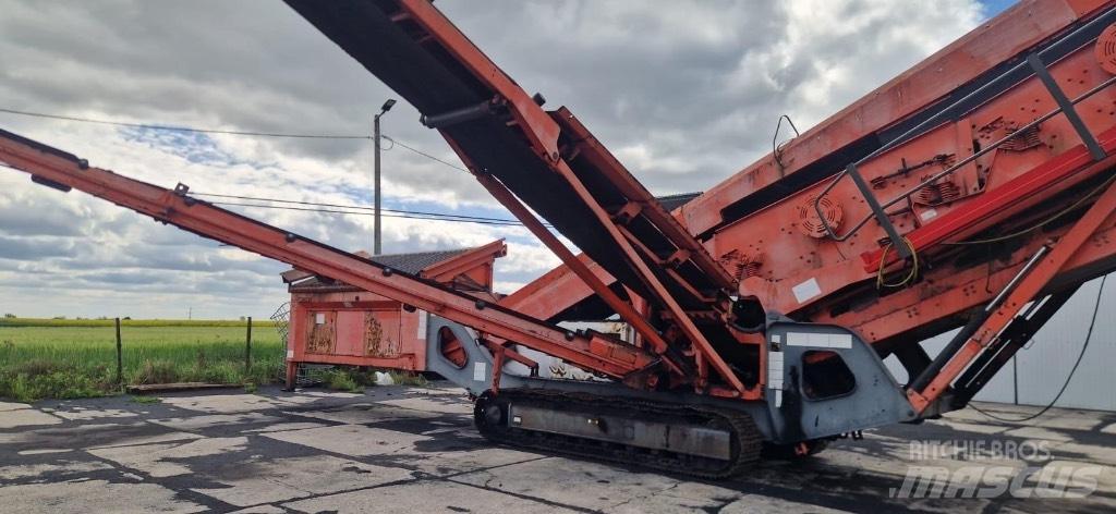 Sandvik QA 450 Мобільні грохоти
