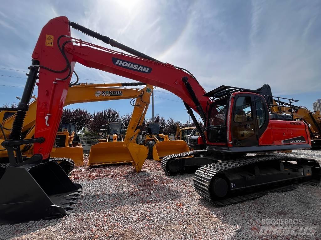 Doosan DX 300 LC-9C Гусеничні екскаватори