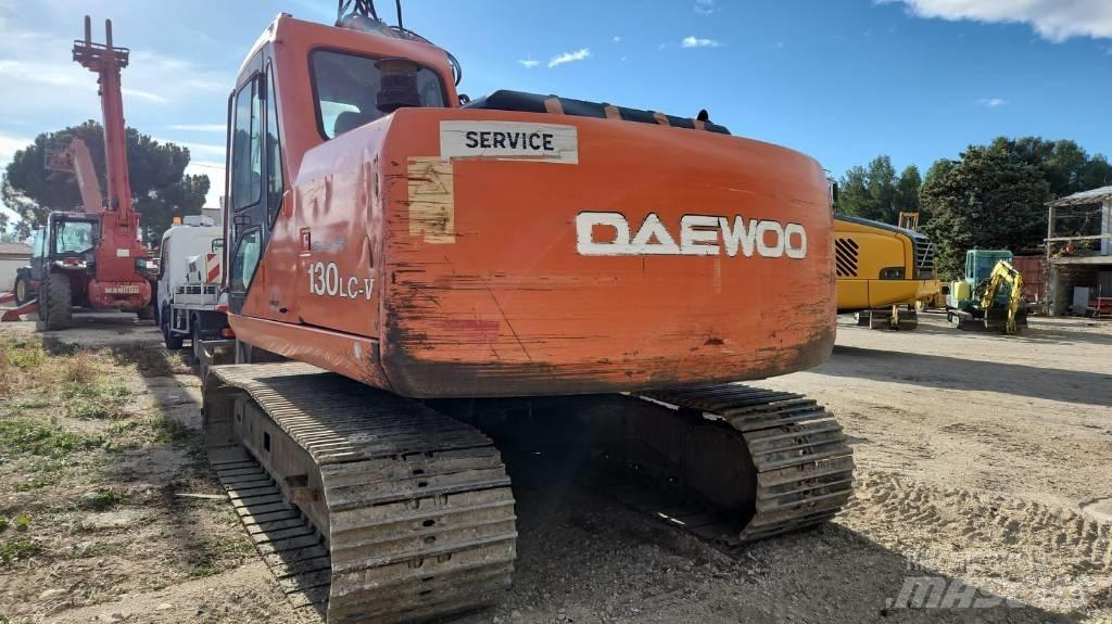 Daewoo EXCA 130 LCV Гусеничні екскаватори