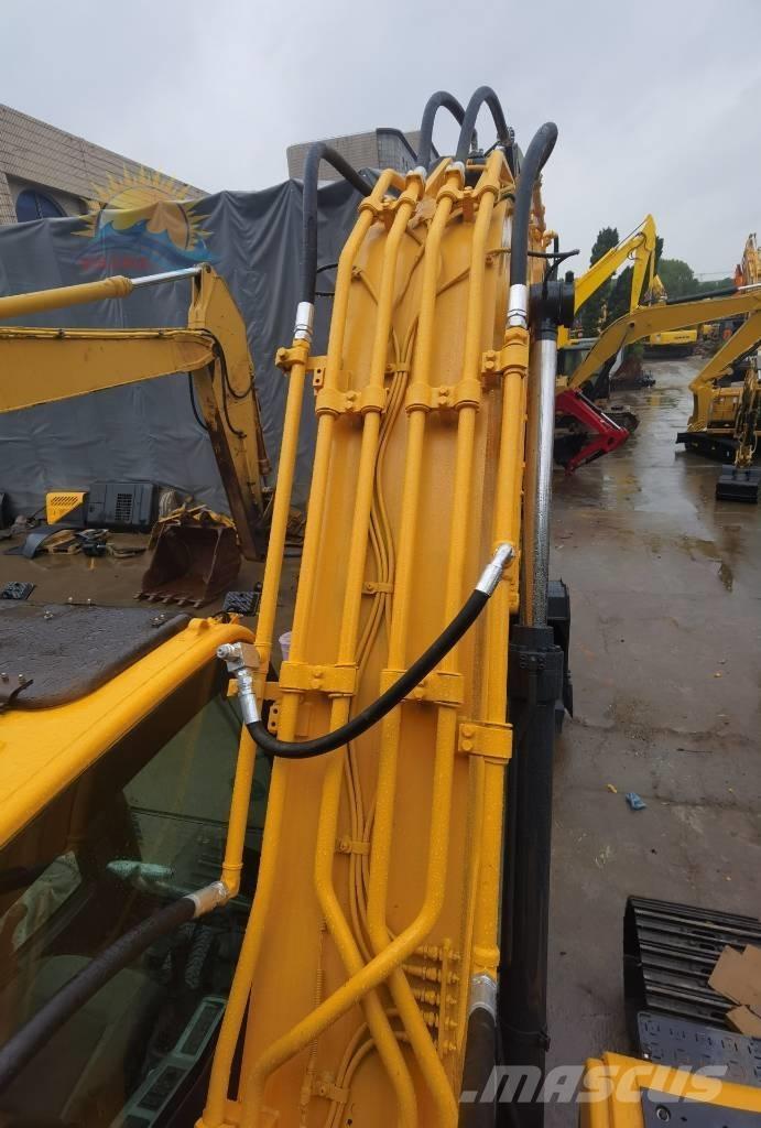 Hyundai R220lc-9s Гусеничні екскаватори