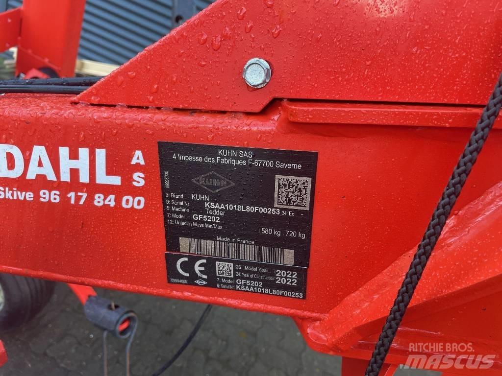 Kuhn GF 5202 Граблі і сінозворушувачі