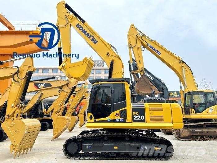 Komatsu PC 220-8 Гусеничні екскаватори