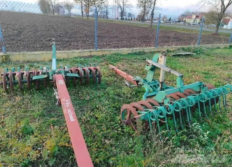 Kverneland PL 100 Реверсивні плуги