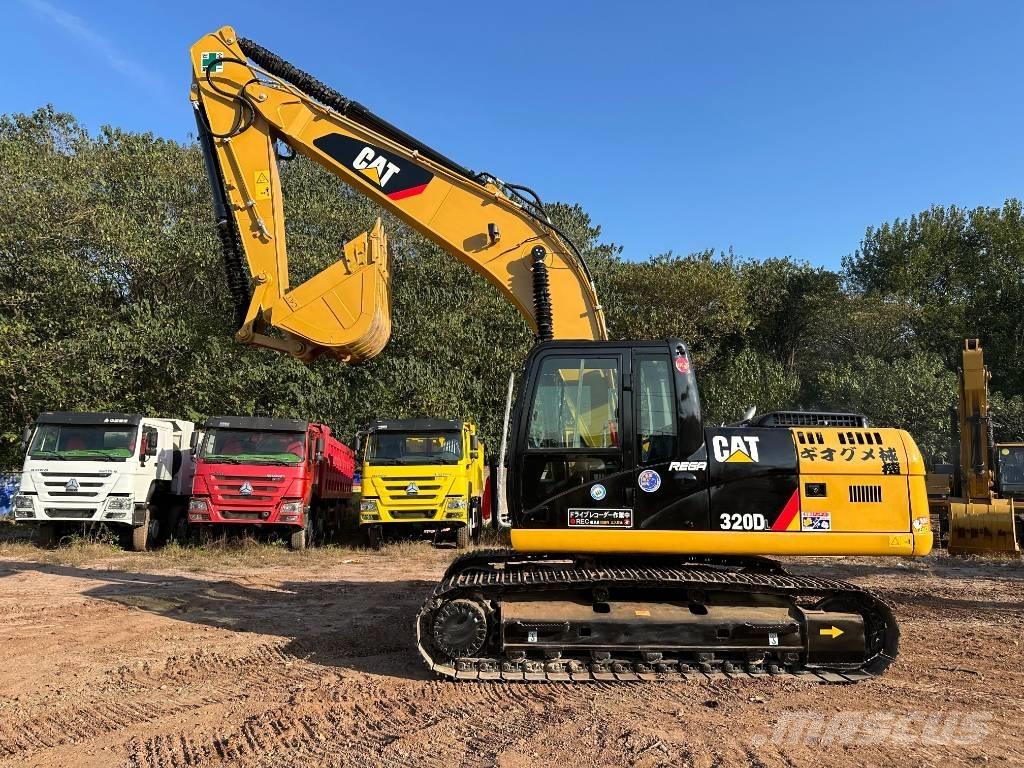 CAT 320DL Гусеничні екскаватори