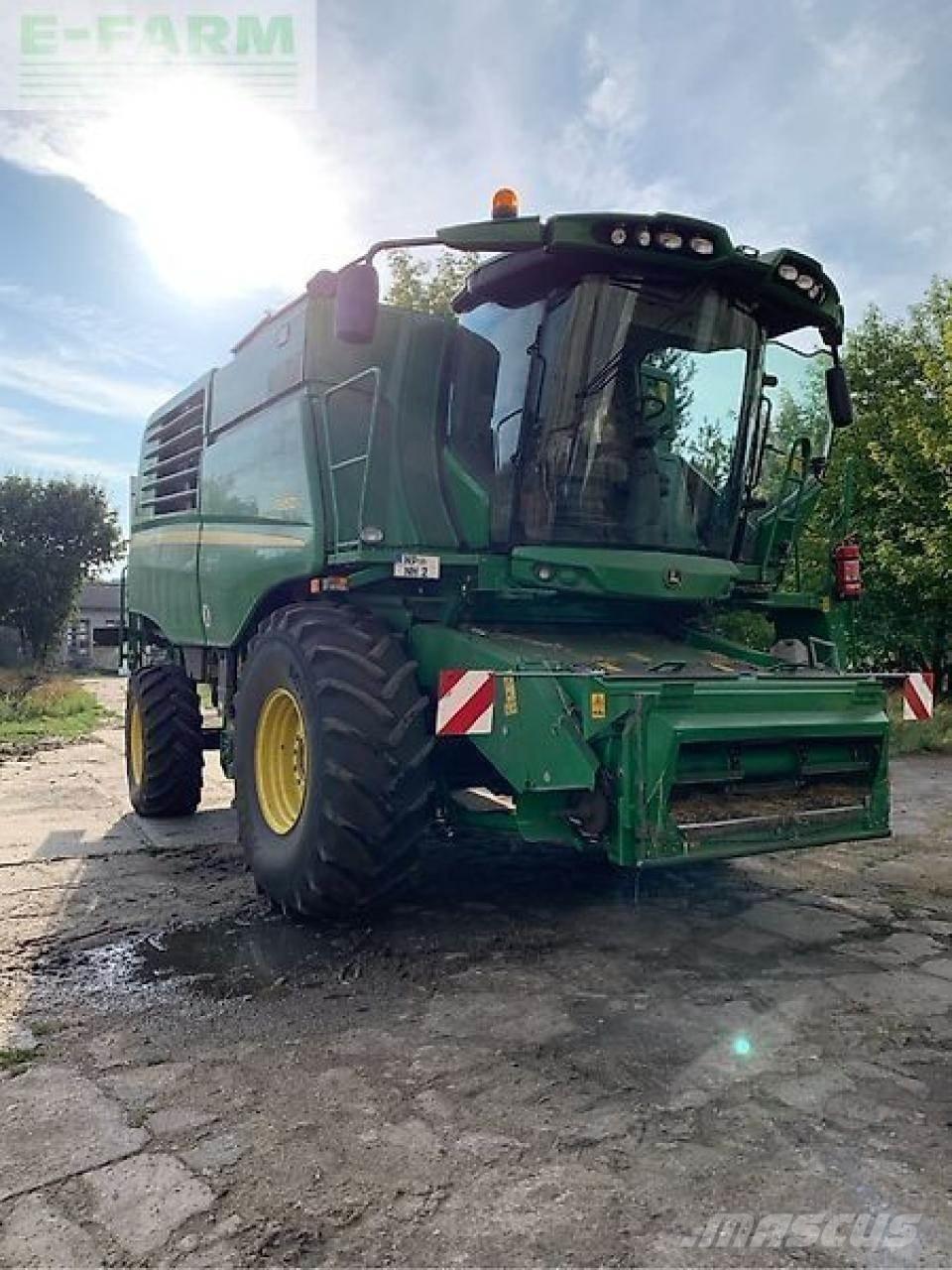 John Deere t660 Зернозбиральні комбайни