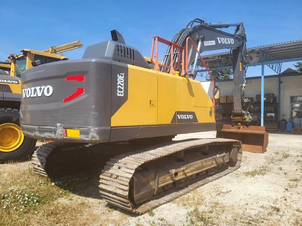 Volvo EC220EL Гусеничні екскаватори