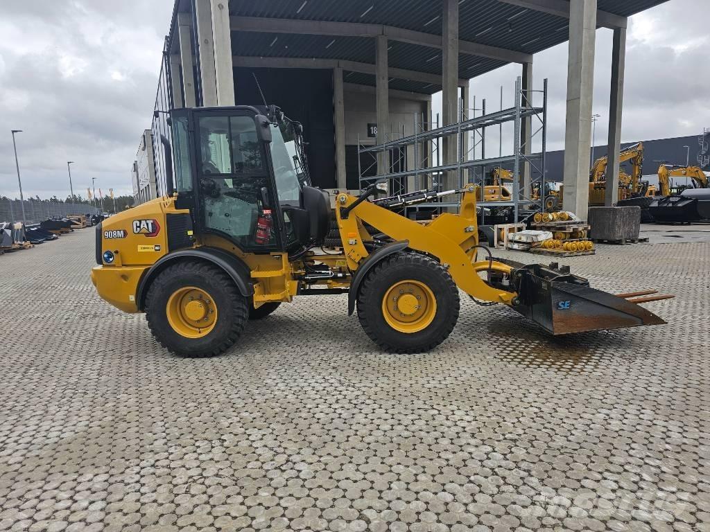 CAT 908 M Фронтальні навантажувачі