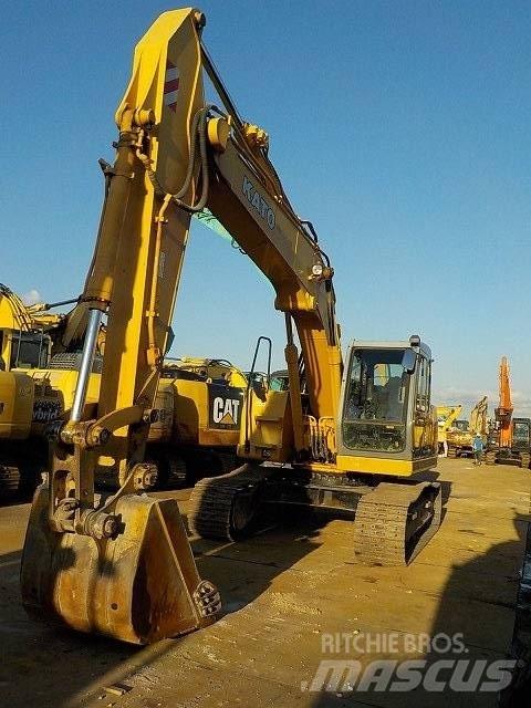  加藤製作所 HD823MR-6 Гусеничні екскаватори